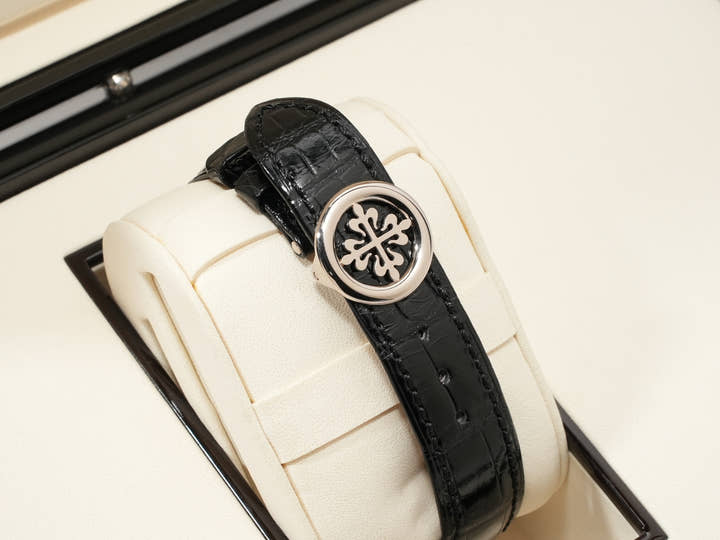 パテックフィリップ コンプリケーション ワールドタイム Ref.5230G-014 ホワイトゴールド グレー文字盤