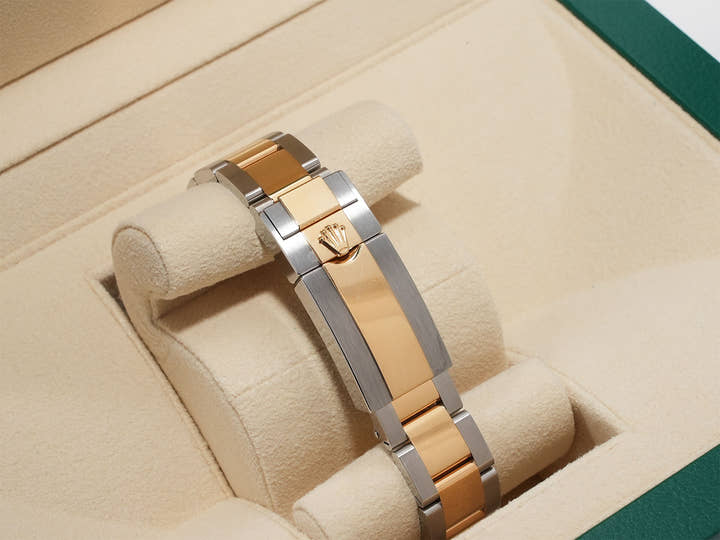 ロレックス エクスプローラー36 Ref.124273 ステンレススチール/イエローゴールド ブラック文字盤