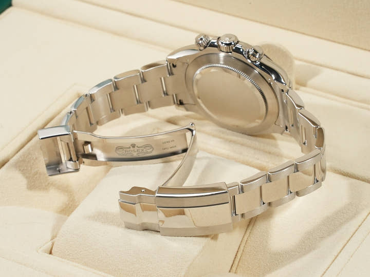 ロレックス デイトナ Ref.116506A プラチナ アイスブルー文字盤