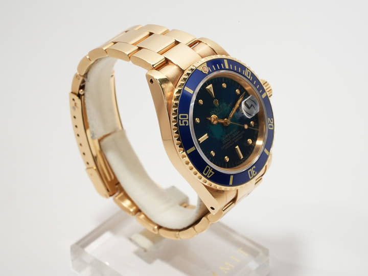 Rolex Submariner Date Ref. 16808 Yellow Gold Blue Dial