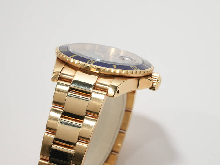 Rolex Submariner Date Ref. 16808 Yellow Gold Blue Dial