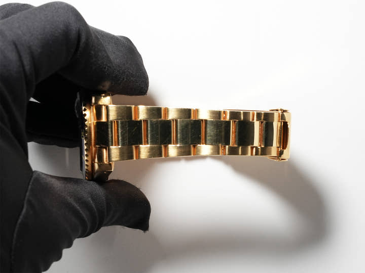 Rolex Submariner Date Ref. 16808 Yellow Gold Blue Dial