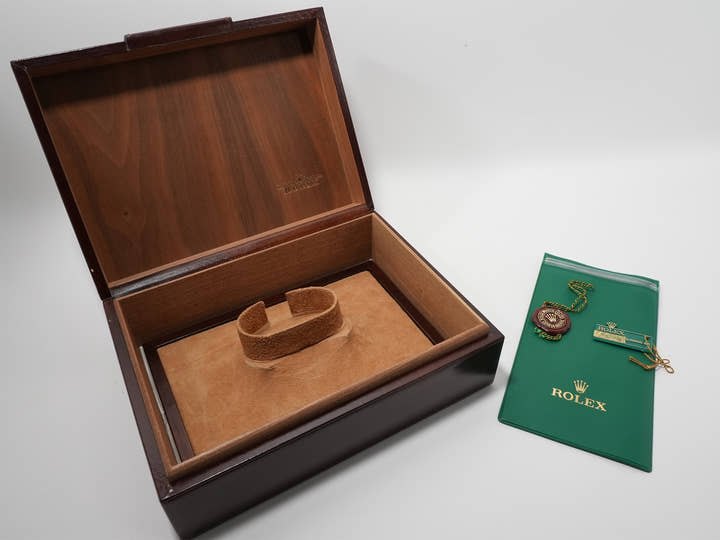 Rolex Submariner Date Ref. 16808 Yellow Gold Blue Dial