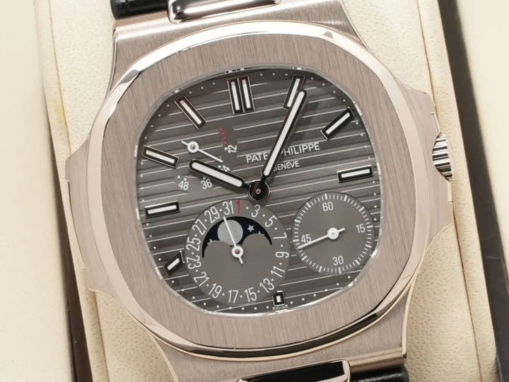 パテックフィリップ ノーチラス プチコンプリケーション Ref.5712G-001 ホワイトゴールド スレート文字盤
