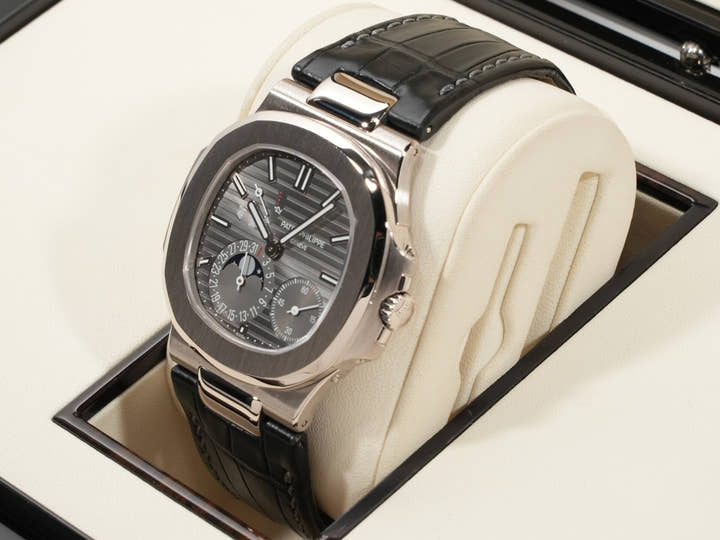 パテックフィリップ ノーチラス プチコンプリケーション Ref.5712G-001 ホワイトゴールド スレート文字盤