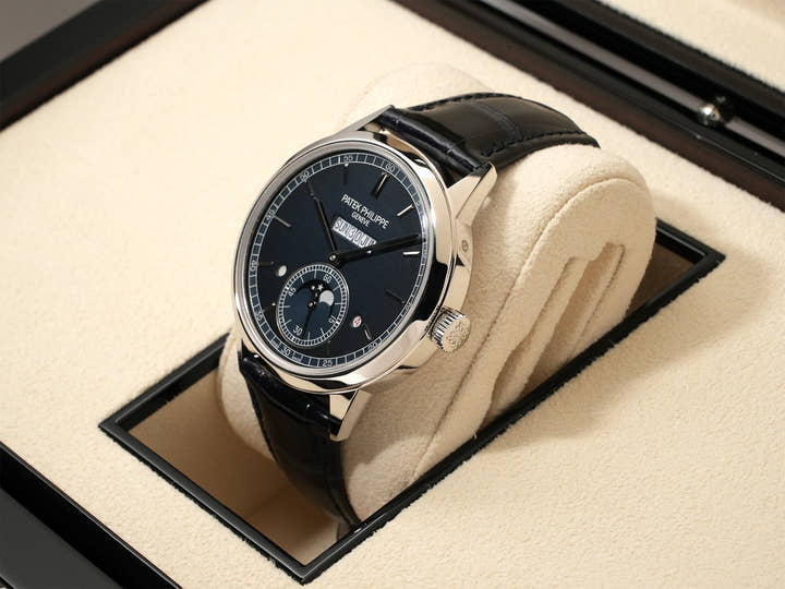 パテックフィリップ グランドコンプリケーション Ref.5236P-001 プラチナ ブラック・グラデーションのブルー文字盤