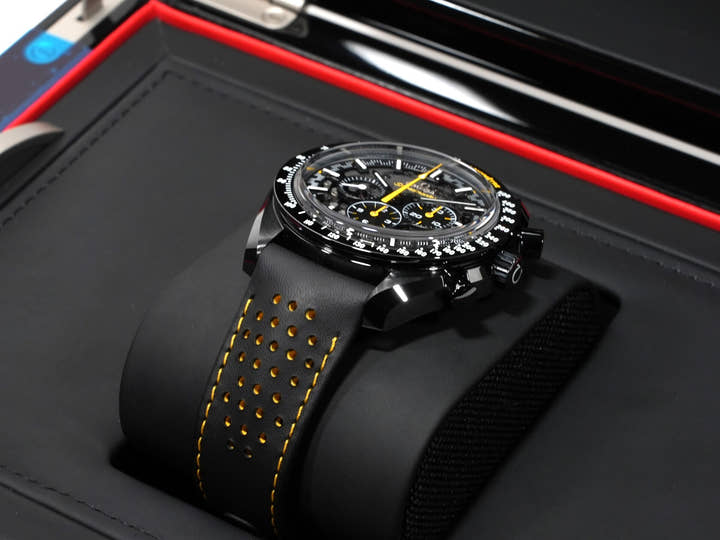 オメガ スピードマスター ダーク サイド オブ ザ ムーン クロノグラフ 44.25 MM Ref.311.92.44.30.01.001 スケルトン文字盤 極美品 jtdq9859