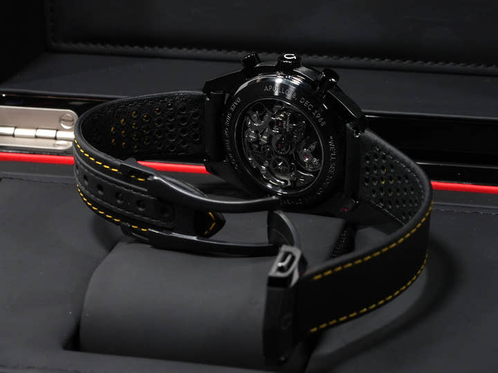 オメガ スピードマスター ダーク サイド オブ ザ ムーン クロノグラフ 44.25 MM Ref.311.92.44.30.01.001 スケルトン文字盤 極美品 jtdq9859