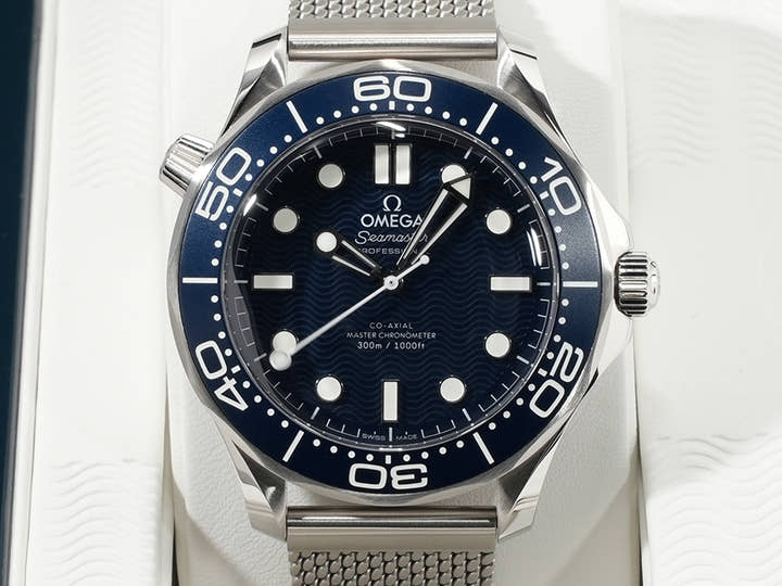 オメガ シーマスター ダイバー 300M コーアクシャル マスター クロノメーター 42MM Ref.210.30.42.20.03.002 ブルー文字盤 美品 j9t6j9th