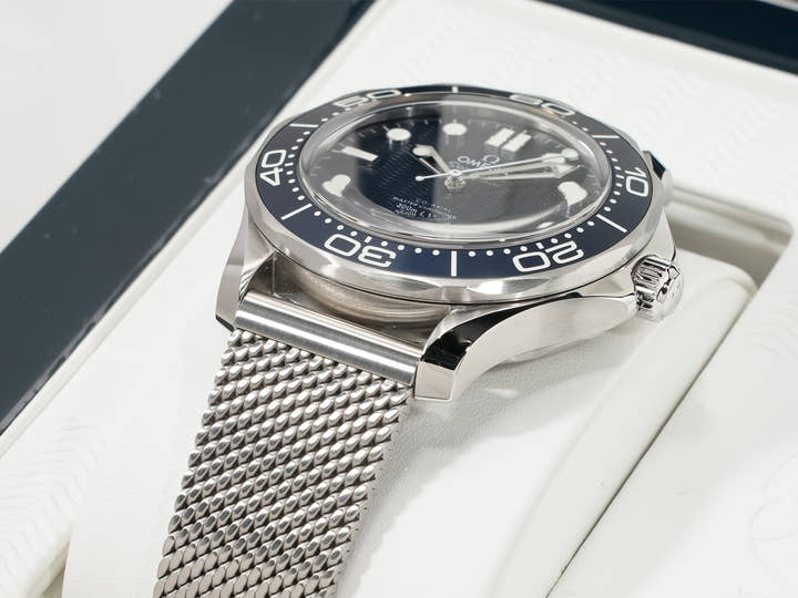 オメガ シーマスター ダイバー 300M コーアクシャル マスター クロノメーター 42MM Ref.210.30.42.20.03.002 ブルー文字盤 美品 j9t6j9th