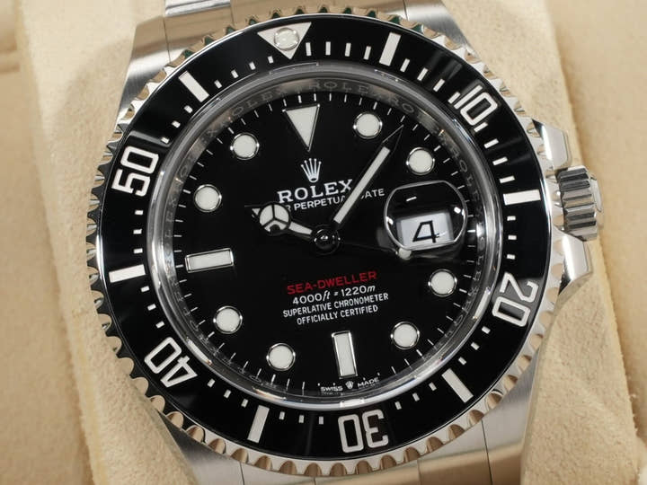 ロレックス シードゥエラー Ref.126600 ステンレススチール ブラック文字盤