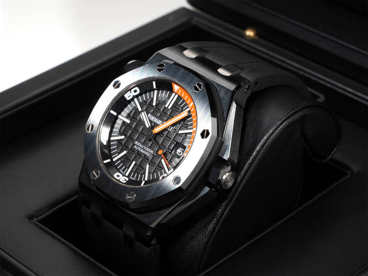 オーデマピゲ ロイヤルオーク オフショア ダイバー Ref.15707CE.OO.A002CA.01 セラミック ブラック文字盤