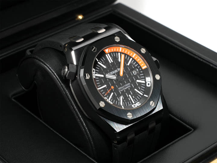 オーデマピゲ ロイヤルオーク オフショア ダイバー Ref.15707CE.OO.A002CA.01 セラミック ブラック文字盤