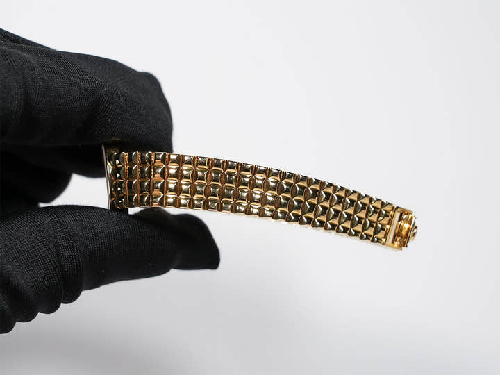 パテックフィリップ カラトラバ Ref.4747/001 イエローゴールド アイボリー文字盤