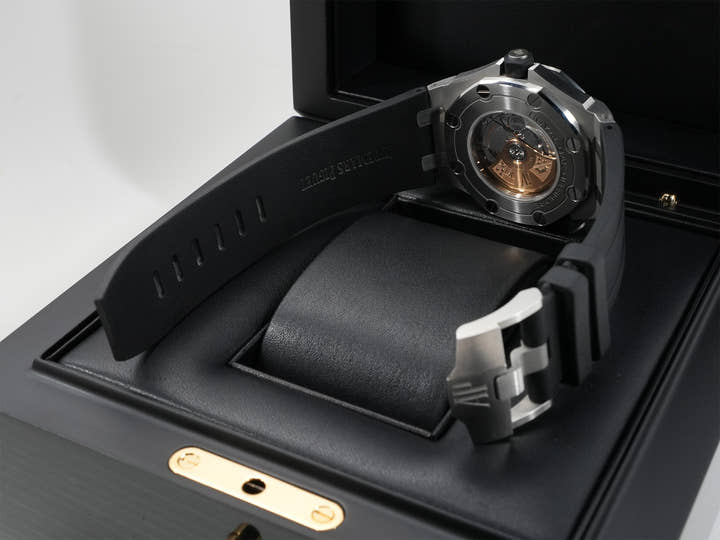 オーデマピゲ ロイヤルオーク オフショア ダイバー Ref.15710ST.OO.A002CA.01 ステンレススチール ブラック文字盤