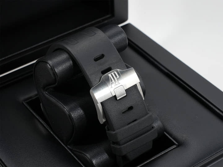 オーデマピゲ ロイヤルオーク オフショア ダイバー Ref.15710ST.OO.A002CA.01 ステンレススチール ブラック文字盤