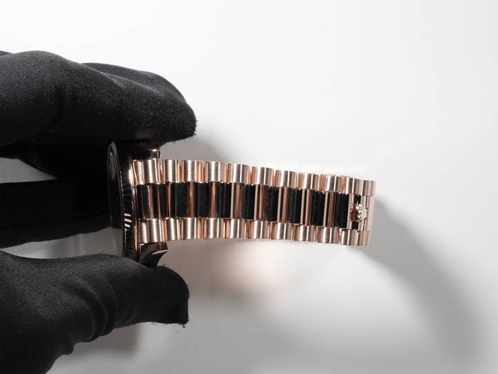 ロレックス デイデイト40 Ref.228235 エバーローズゴールド チョコレート文字盤