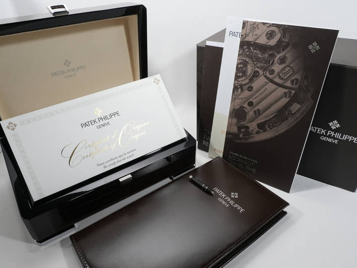 パテックフィリップ アクアノート Ref.5164G-001 ホワイトゴールド ブルーグレー オパーリン文字盤