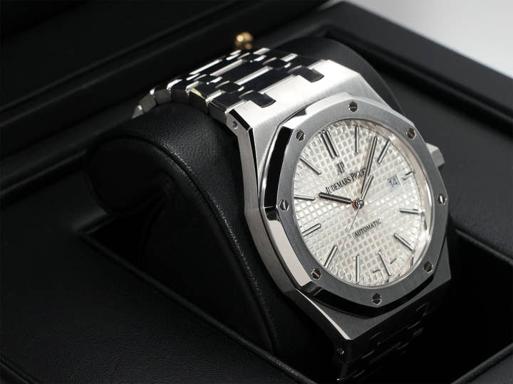 オーデマピゲ ロイヤルオーク Ref.15400ST.OO.1220ST.02 ステンレススチール シルバー文字盤