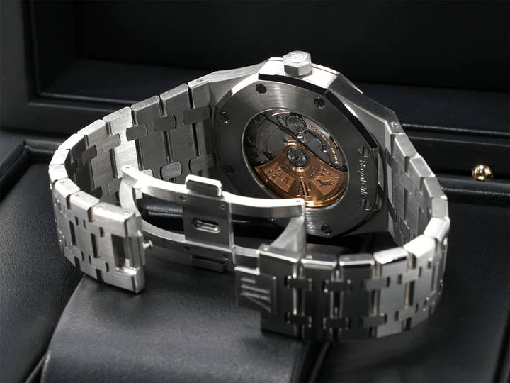 オーデマピゲ ロイヤルオーク Ref.15400ST.OO.1220ST.02 ステンレススチール シルバー文字盤