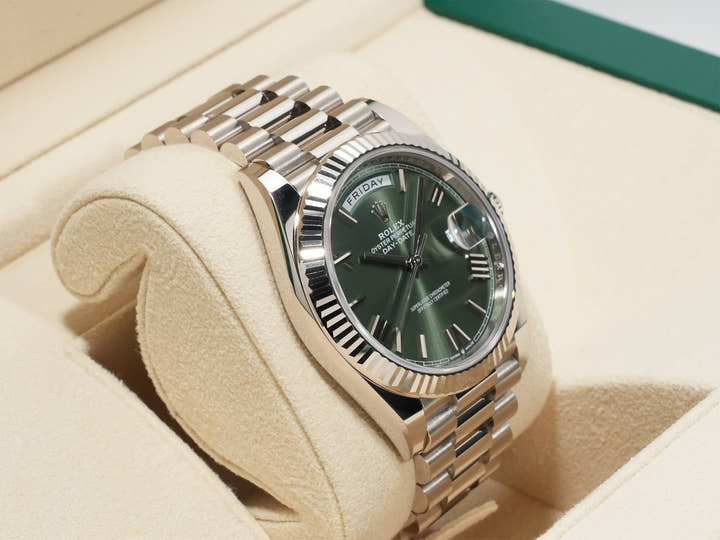 ロレックス デイデイト40 Ref.228239 ホワイトゴールド オリーブグリーン文字盤