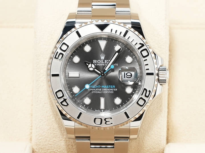ロレックス ヨットマスター40 Ref.126622 ステンレススチール/プラチナ スレート文字盤