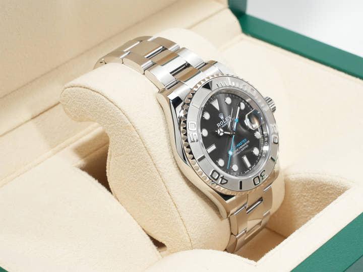 ロレックス ヨットマスター40 Ref.126622 ステンレススチール/プラチナ スレート文字盤