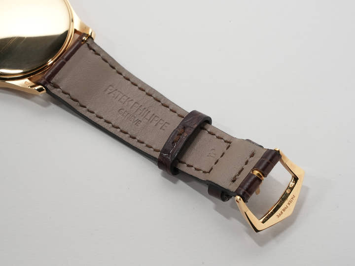 パテックフィリップ カラトラバ Ref.5196J-001 イエローゴールド シルバー文字盤