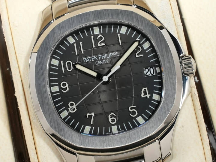 パテックフィリップ アクアノート エクストララージ Ref.5167/1A-001 ステンレススチール ブラック文字盤