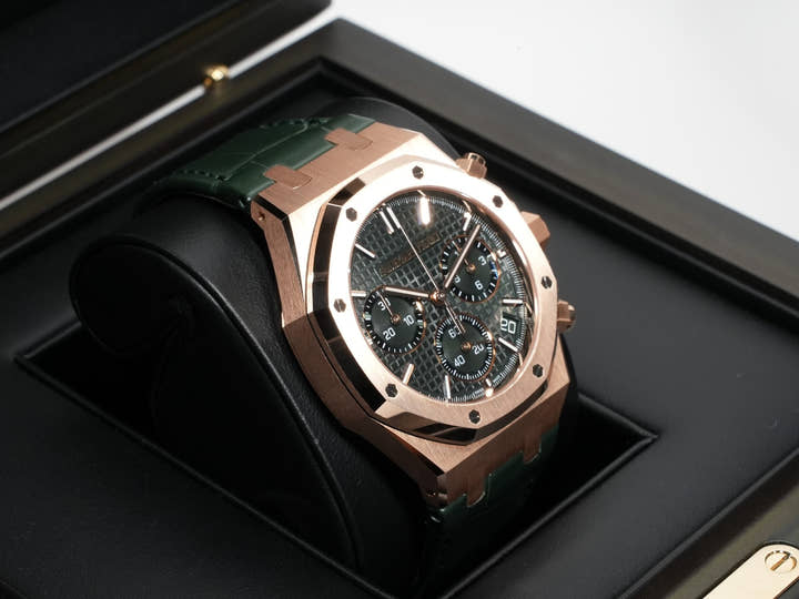 オーデマピゲ ロイヤルオーク クロノグラフ Ref.26240OR.OO.D404CR.02 ピンクゴールド カーキグリーン文字盤