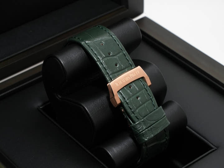 オーデマピゲ ロイヤルオーク クロノグラフ Ref.26240OR.OO.D404CR.02 ピンクゴールド カーキグリーン文字盤