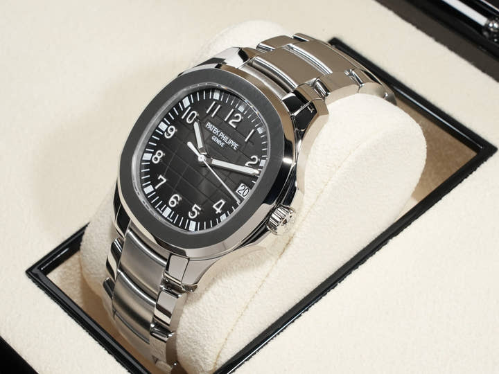 Patek Philippe Aquanaut Extra Large Ref. 5167/1A-001 Stainless Steel Black Dial