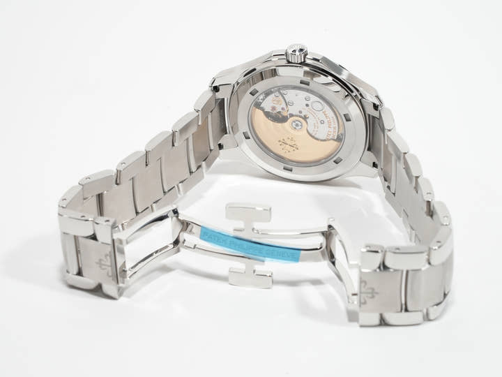 Patek Philippe Aquanaut Extra Large Ref. 5167/1A-001 Stainless Steel Black Dial