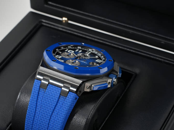 オーデマピゲ ロイヤルオーク オフショア クロノグラフ Ref.26405CE.OO.A030CA.01 セラミック スモークブルー文字盤