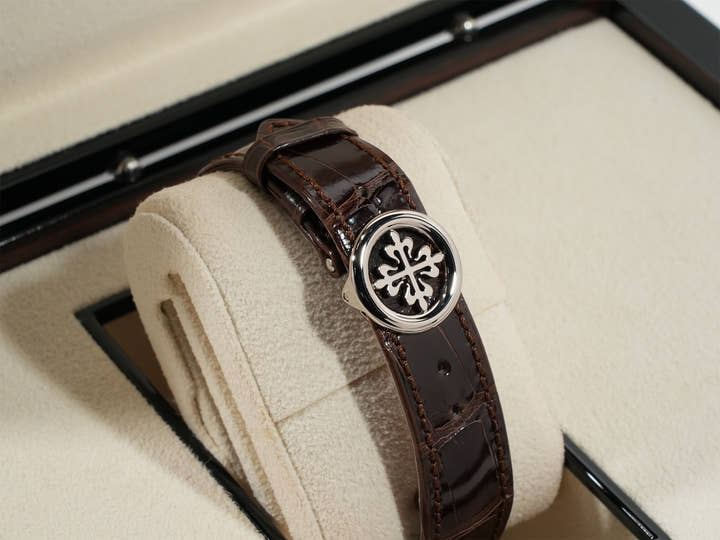 パテックフィリップ グランドコンプリケーション Ref.5320G-011 ホワイトゴールド ローズゴールドめっきのオパーリン文字盤