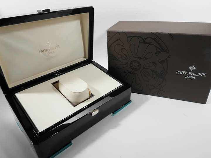 パテックフィリップ コンプリケーション ワールドタイム Ref.5130/1R-001 ローズゴールド シルバー/ブラウン文字盤