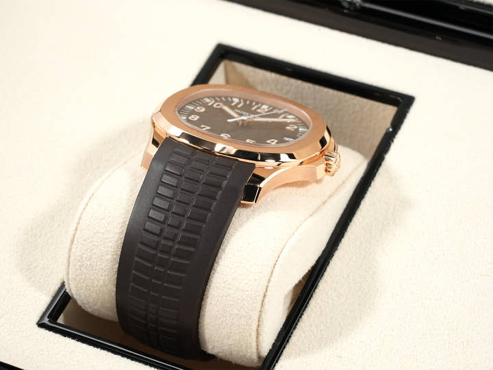 パテックフィリップ アクアノート Ref.5167R-001 ローズゴールド ブラウン文字盤