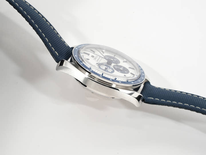 オメガ スピードマスター 記念モデル コーアクシャル マスター クロノメーター クロノグラフ 42MM Ref.310.32.42.50.02.001 シルバー文字盤 未使用 o7qs7qoz