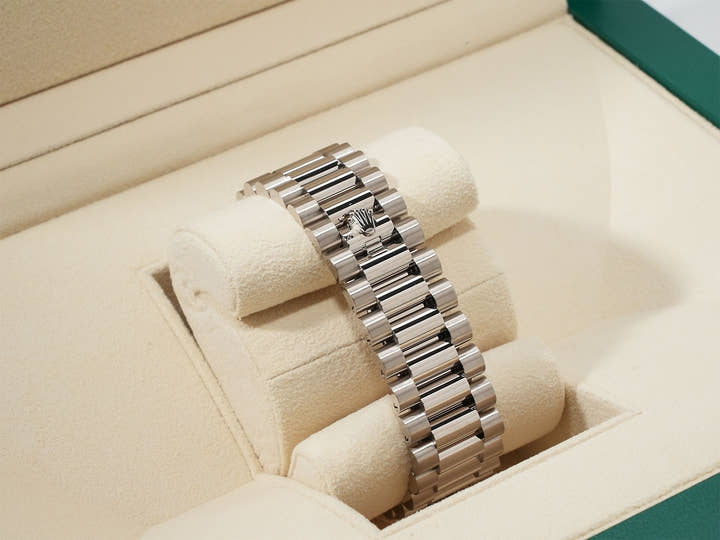 ロレックス デイデイト40 Ref.228239A ホワイトゴールド メテオライト文字盤