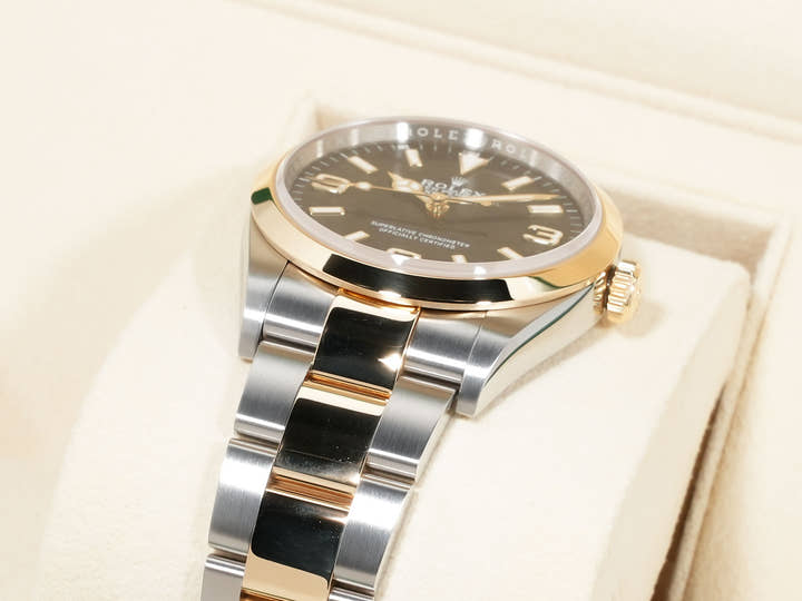 ロレックス エクスプローラー36 Ref.124273 ステンレススチール/イエローゴールド ブラック文字盤