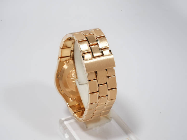 ヴァシュロンコンスタンタン オーヴァーシーズ ラージ Ref.42042/423J-8728 ブルー文字盤 中古 djs9nq55