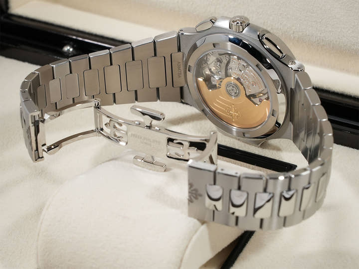 パテックフィリップ ノーチラス トラベルタイム クロノグラフ Ref.5990/1A-011 ステンレススチール ブルーソレイユ文字盤