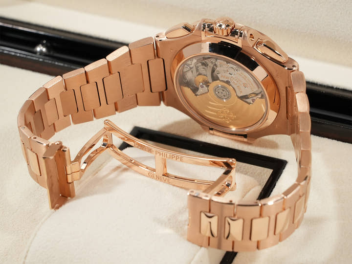 パテックフィリップ ノーチラス クロノグラフ Ref.5980/1R-001 ローズゴールド ブラックグラデーション文字盤