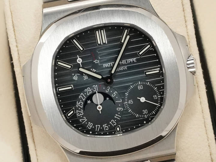 パテックフィリップ ノーチラス プチコンプリケーション Ref.5712/1A-001 ステンレススチール ブルー文字盤