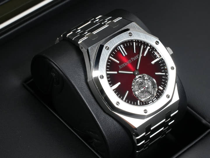 オーデマピゲ ロイヤルオーク フライング トゥールビヨン Ref.26730ST.OO.1320ST.05 ステンレススチール スモークバーガンディ文字盤