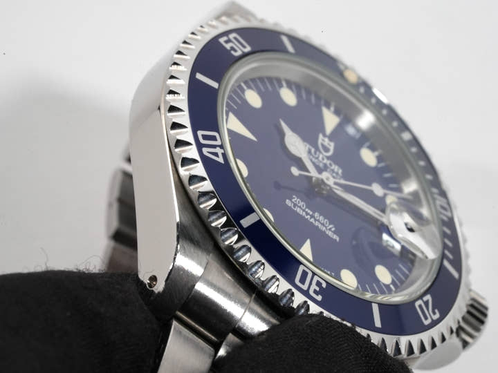 チューダー(チュードル) サブマリーナデイト Ref.79190 ブルー文字盤 美品 997kgh7o