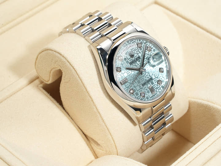 ロレックス デイデイト36 Ref.118206A プラチナ アイスブルーホリコンピューターx10Pダイヤ文字盤