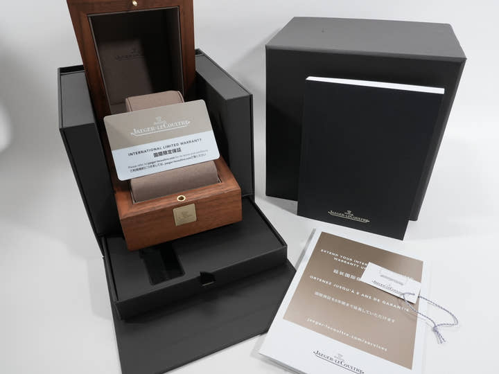 ジャガールクルト レベルソ クラシック デュオ スモールセコンド Ref.Q3842520 シルバーグレー文字盤 中古 5kw5yg8h