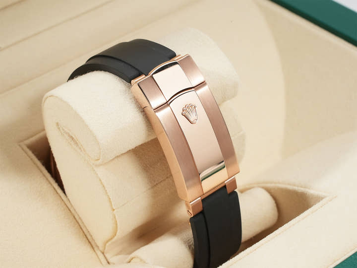 ロレックス スカイドゥエラー Ref.326235 エバーローズゴールド スレート文字盤 オイスターフレックス