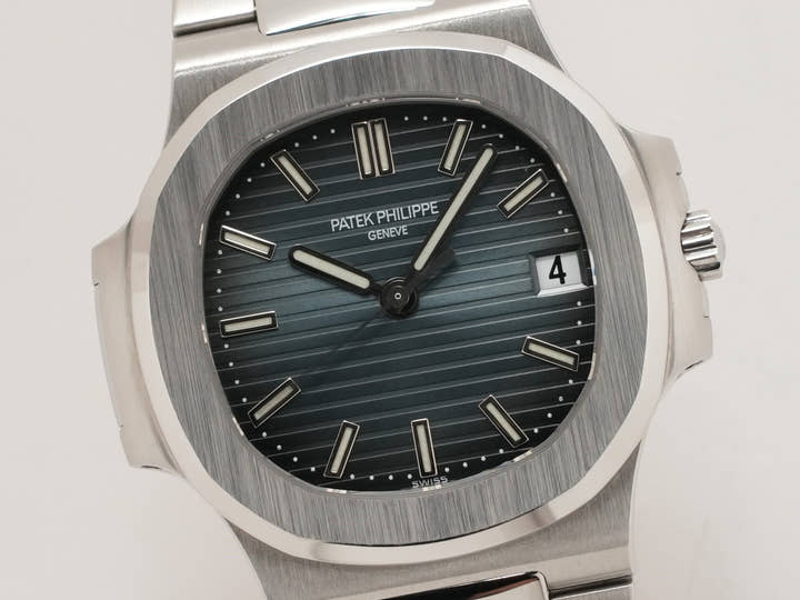 パテックフィリップ ノーチラス Ref.5800/1A-001 ステンレススチール ブルー文字盤